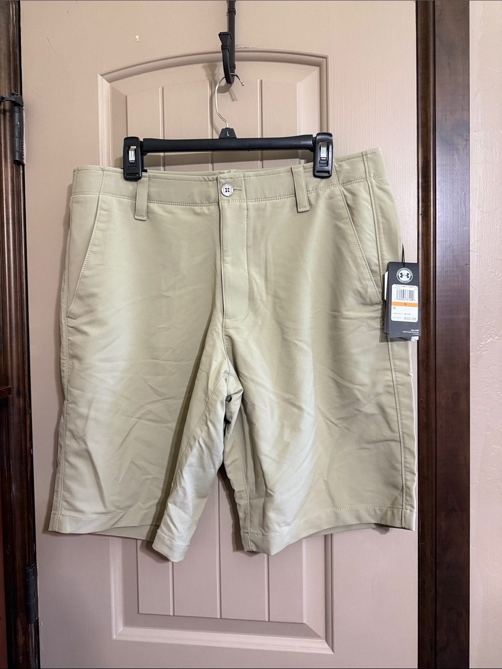 Under Armour Men’s Khaki Flat Front Performance Shorts